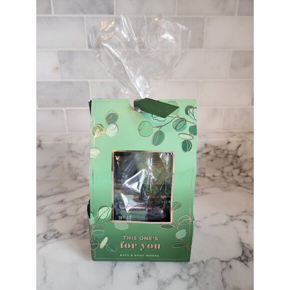 Bath & Body Works Gift Set Eucalyptus Spearmint Body Cream Wash & Hand Gel - Picture 1 of 3